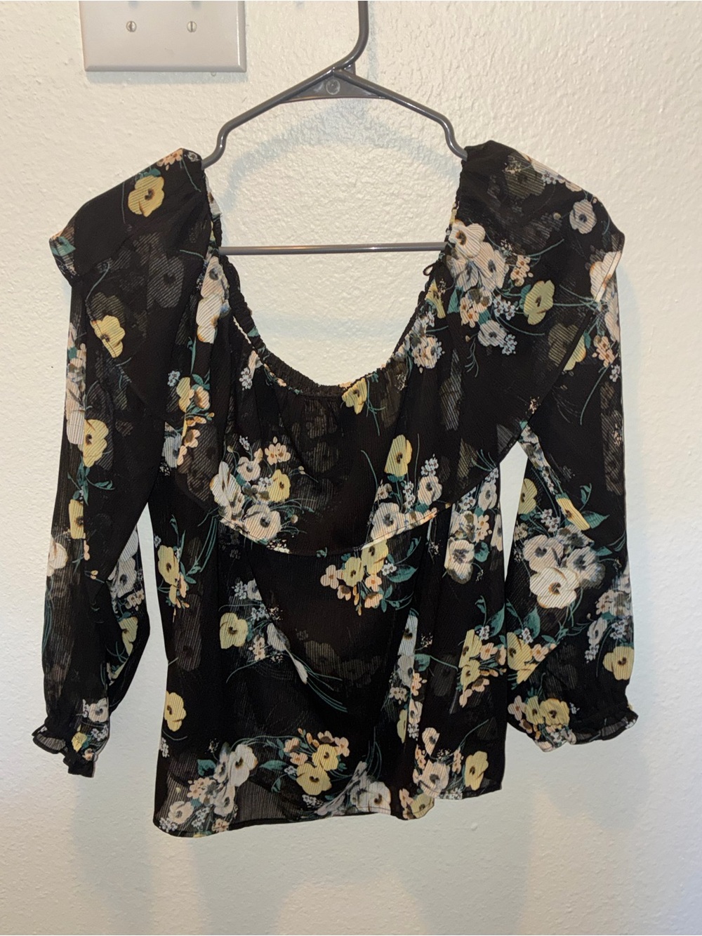 a.n.a Black Floral Ruffle Neck Blouse